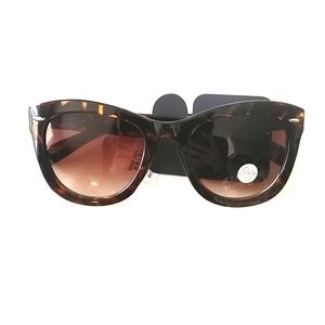 NWT B.P. Nordstrom sunglasses!